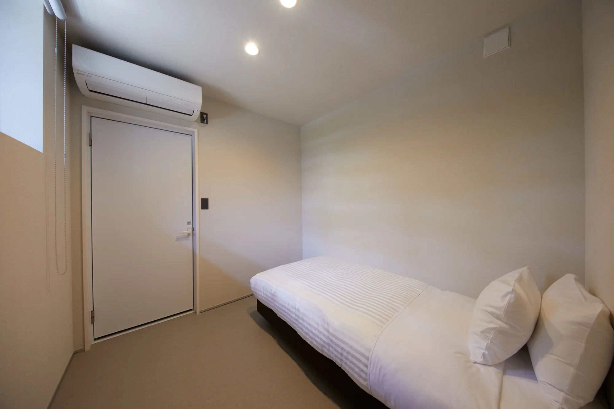 Bedrooms & Baths